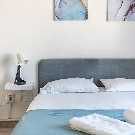 Blife Marya Private Rooms - Airport Stay District de District de Faro Extérieur photo