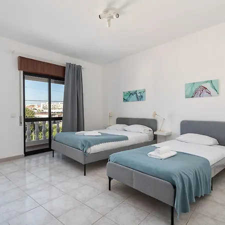 Blife Marya Private Rooms - Airport Stay District de District de Faro Extérieur photo