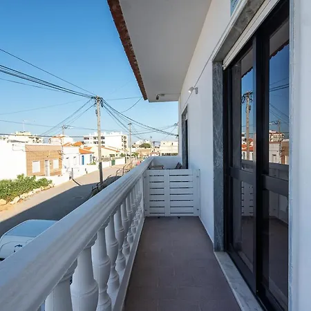 Blife Marya Private Rooms - Airport Stay District de District de Faro Extérieur photo