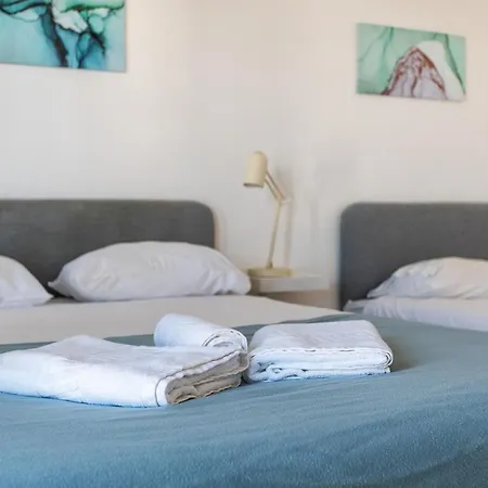 Blife Marya Private Rooms - Airport Stay District de District de Faro Extérieur photo