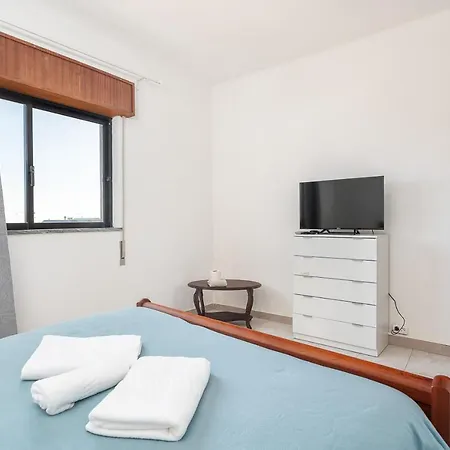 Blife Marya Private Rooms - Airport Stay District de District de Faro Extérieur photo