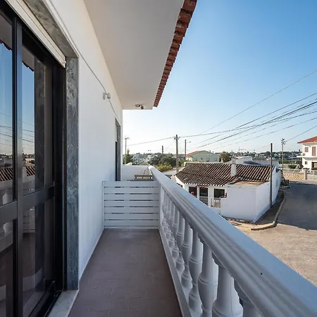 Blife Marya Private Rooms - Airport Stay District de District de Faro Extérieur photo