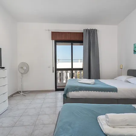 Blife Marya Private Rooms - Airport Stay District de District de Faro Extérieur photo