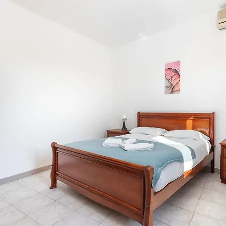 Blife Marya Private Rooms - Airport Stay District de District de Faro Extérieur photo