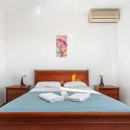 Blife Marya Private Rooms - Airport Stay District de District de Faro Extérieur photo